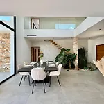 Villa D'exception Avec Piscine A Debordement - Vue Panoramique Saint-Nazaire (Pyrenees-Orientales)