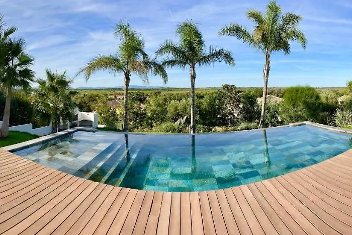 D'exception Avec Piscine A Debordement - Vue Panoramique 别墅 *