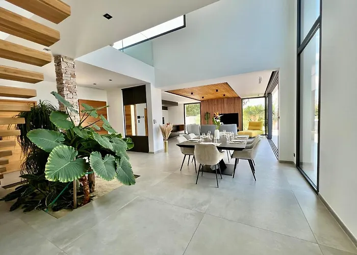 D'exception Avec Piscine A Debordement - Vue Panoramique Saint-Nazaire (Pyrenees-Orientales)